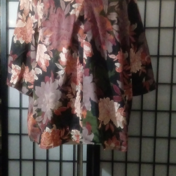 NWT Toxike tropical blouse sz xL - Picture 4 of 5